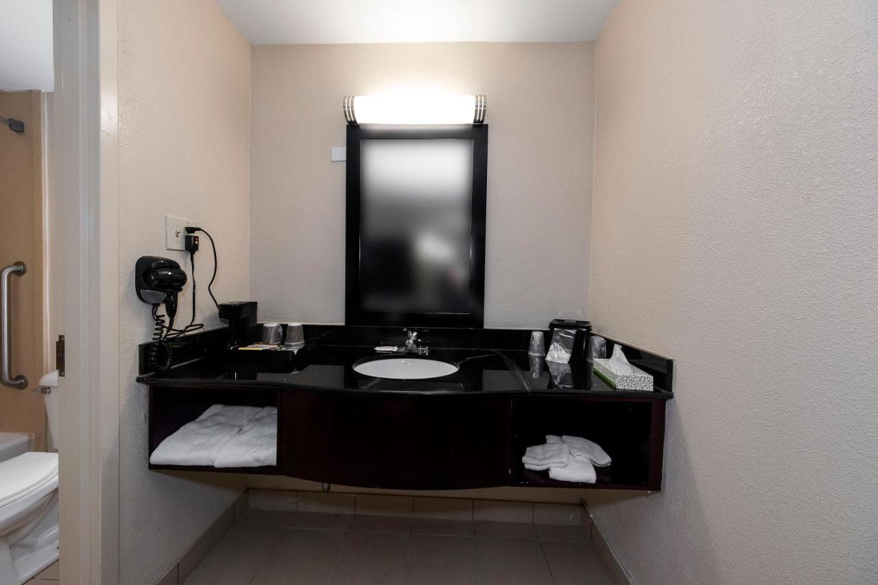 Red Roof Inn Bordentown - Mcguire Afb المظهر الخارجي الصورة