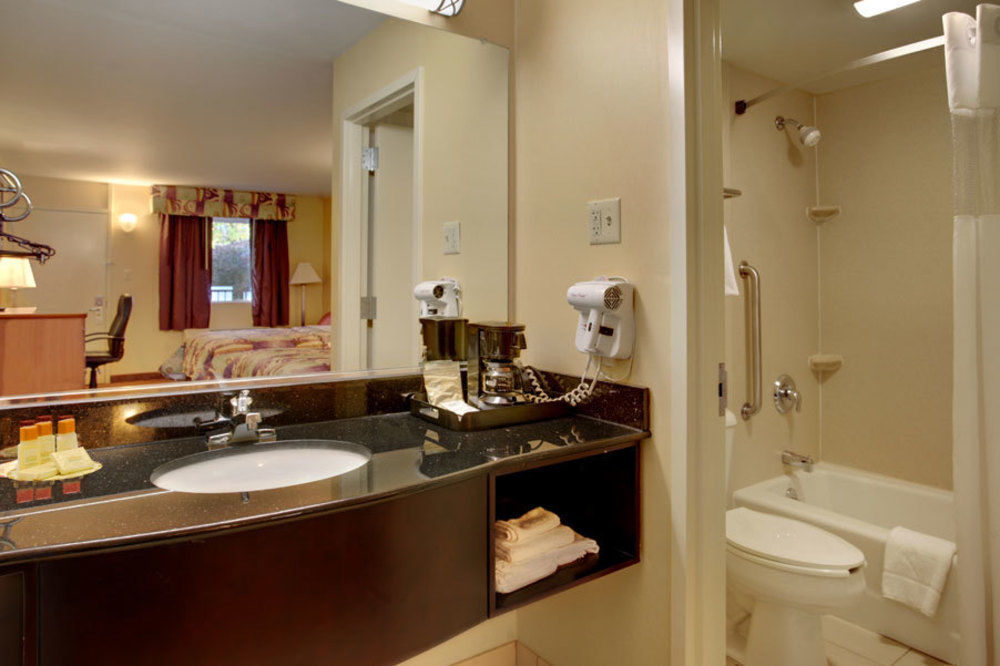 Red Roof Inn Bordentown - Mcguire Afb المظهر الخارجي الصورة